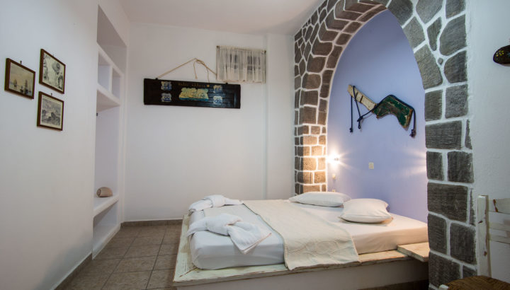 Margarita Milos_Rooms Milos_Apartment in Milos Island_Korfos milos